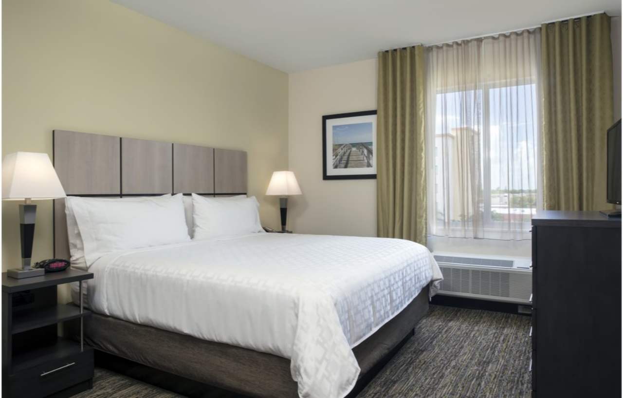 Candlewood Suites - Miami Exec Airport - Kendall By Ihg Country Walk Extérieur photo