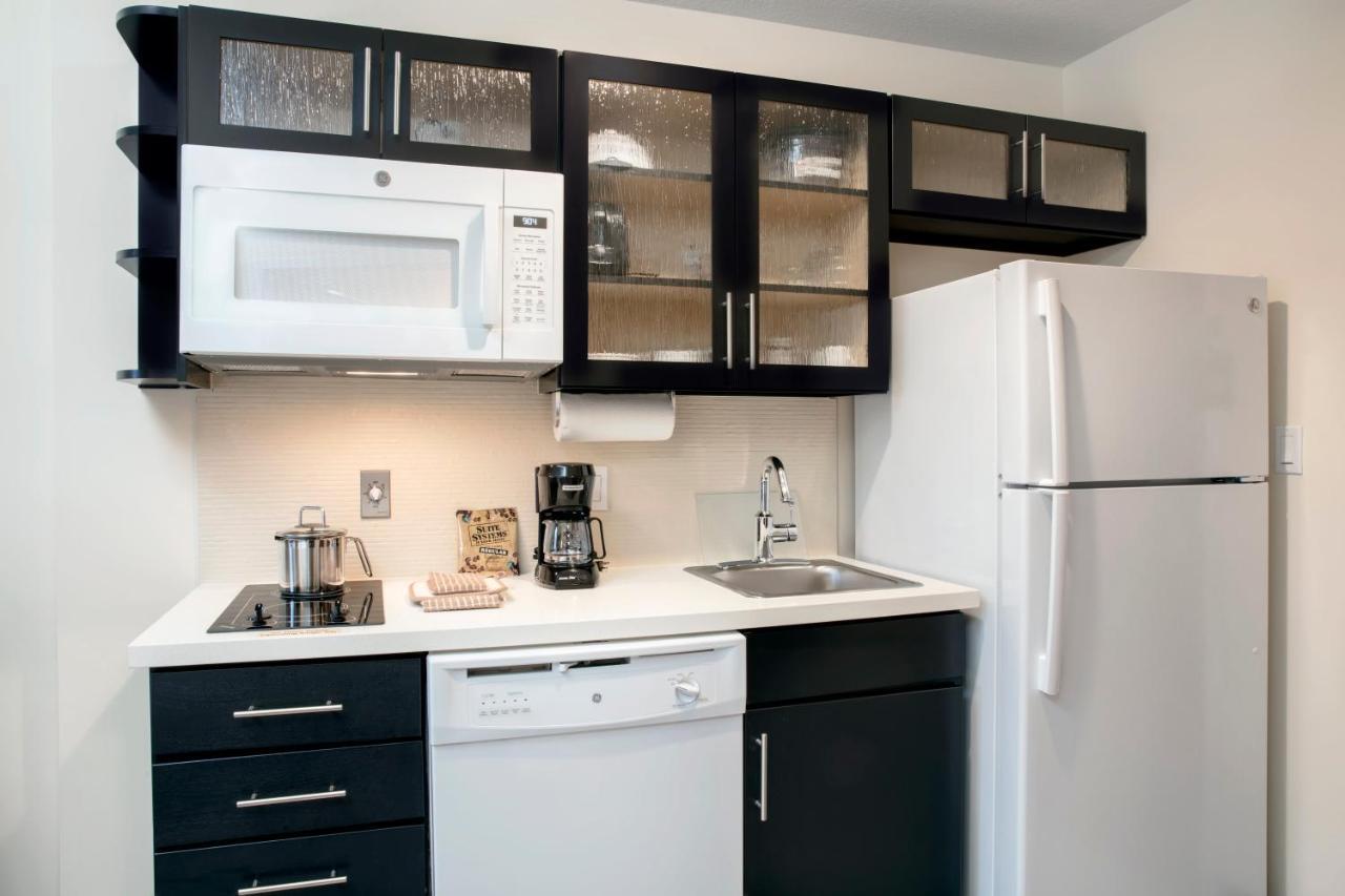 Candlewood Suites - Miami Exec Airport - Kendall By Ihg Country Walk Extérieur photo